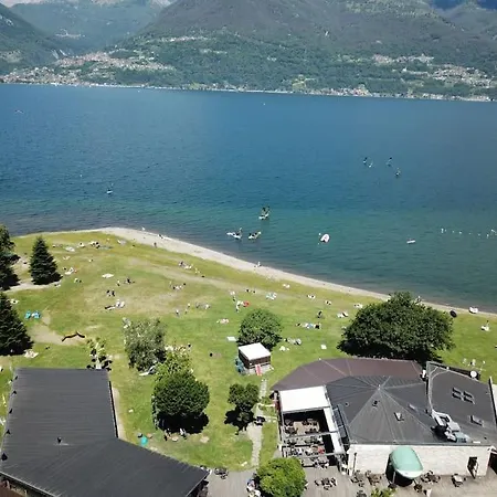 Como Lake Holiday *